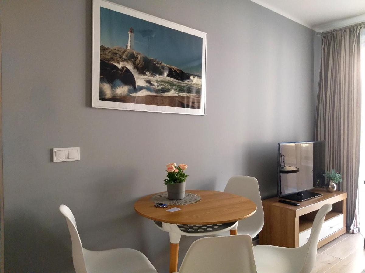 Apartament Ikar - 2 Pokojowy Przy Morzu Z Balkonem Pobierowo Exterior foto