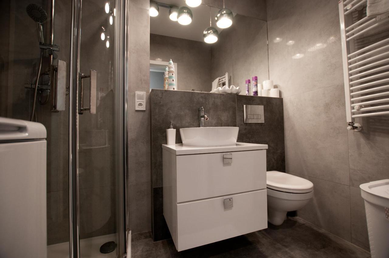 Apartament Ikar - 2 Pokojowy Przy Morzu Z Balkonem Pobierowo Exterior foto